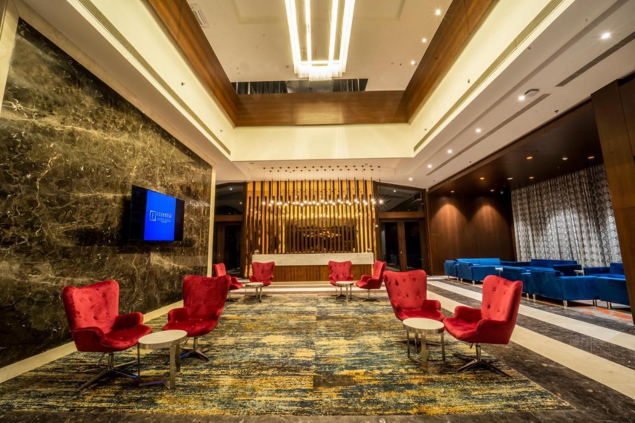 Essentia Luxury Hotel Indore Bagian luar foto