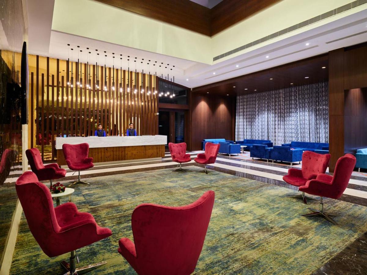 Essentia Luxury Hotel Indore Bagian luar foto